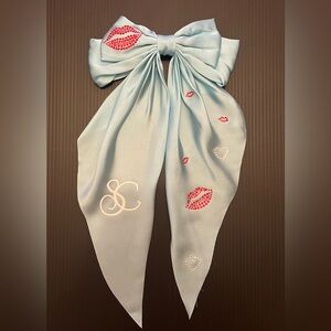 Sabrina Carpenter Bow- blue